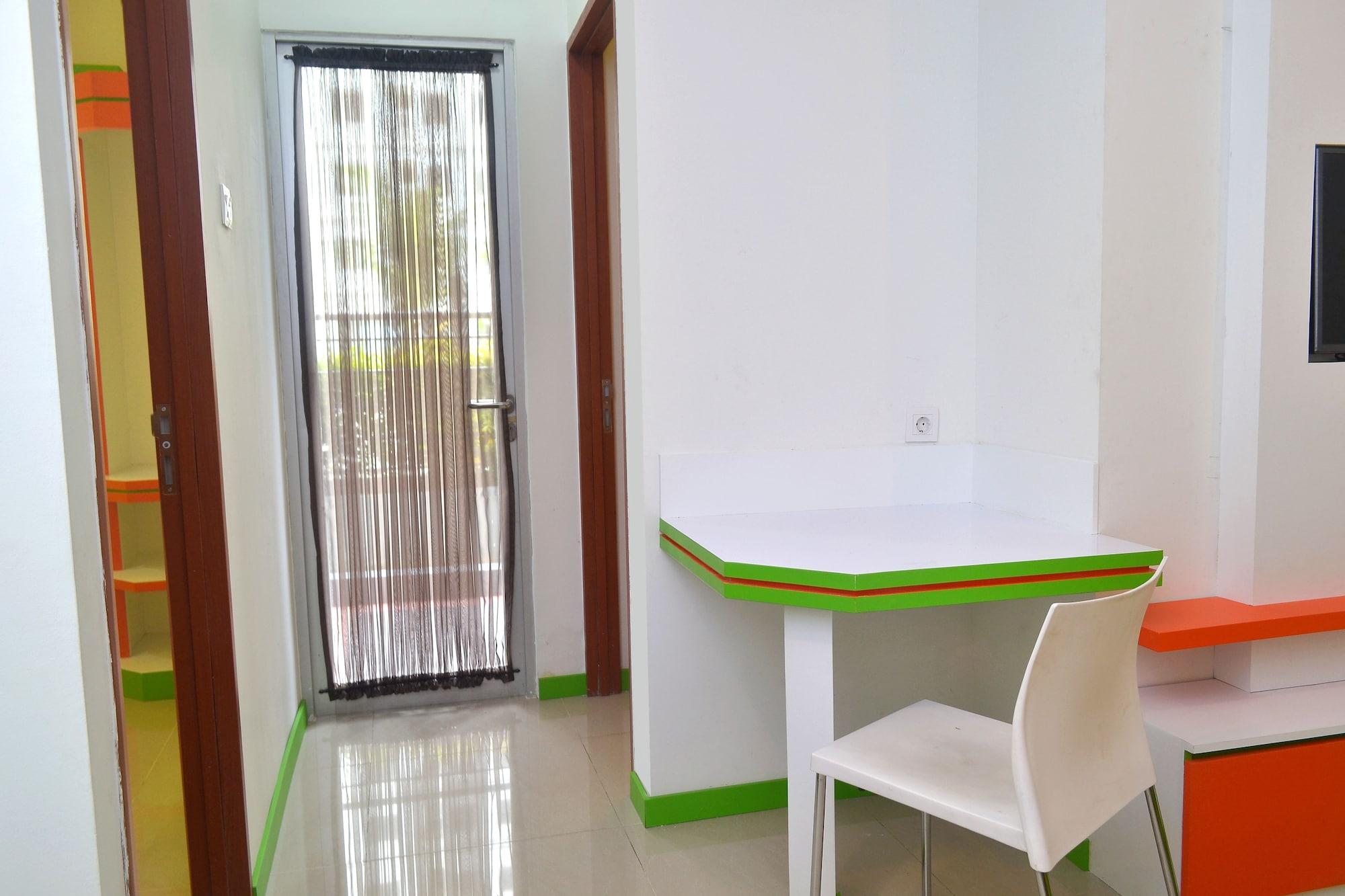 מלון ג'קרטה Titanium Express Homtel מראה חיצוני תמונה
