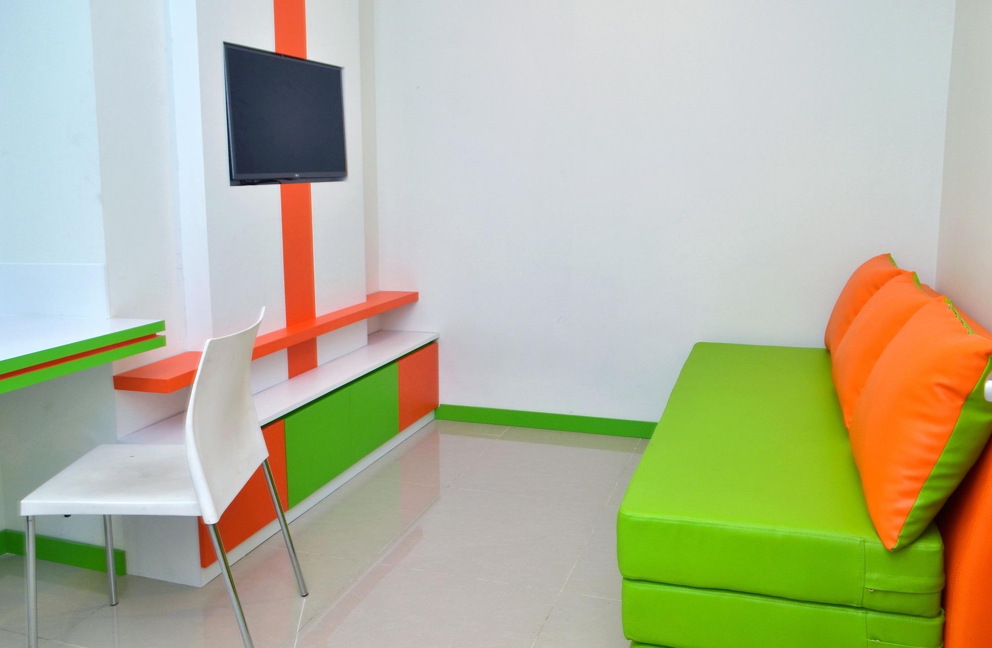 מלון ג'קרטה Titanium Express Homtel מראה חיצוני תמונה