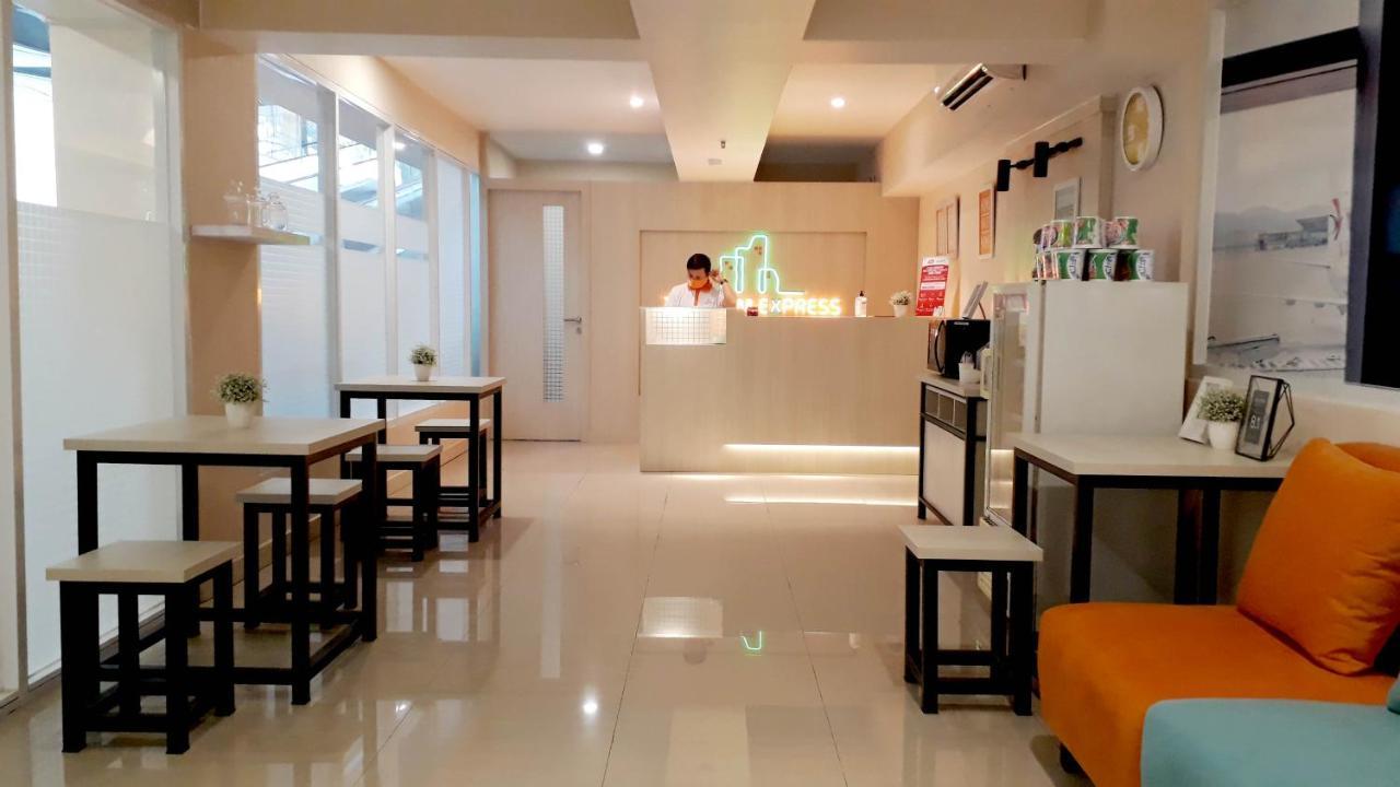מלון ג'קרטה Titanium Express Homtel מראה חיצוני תמונה