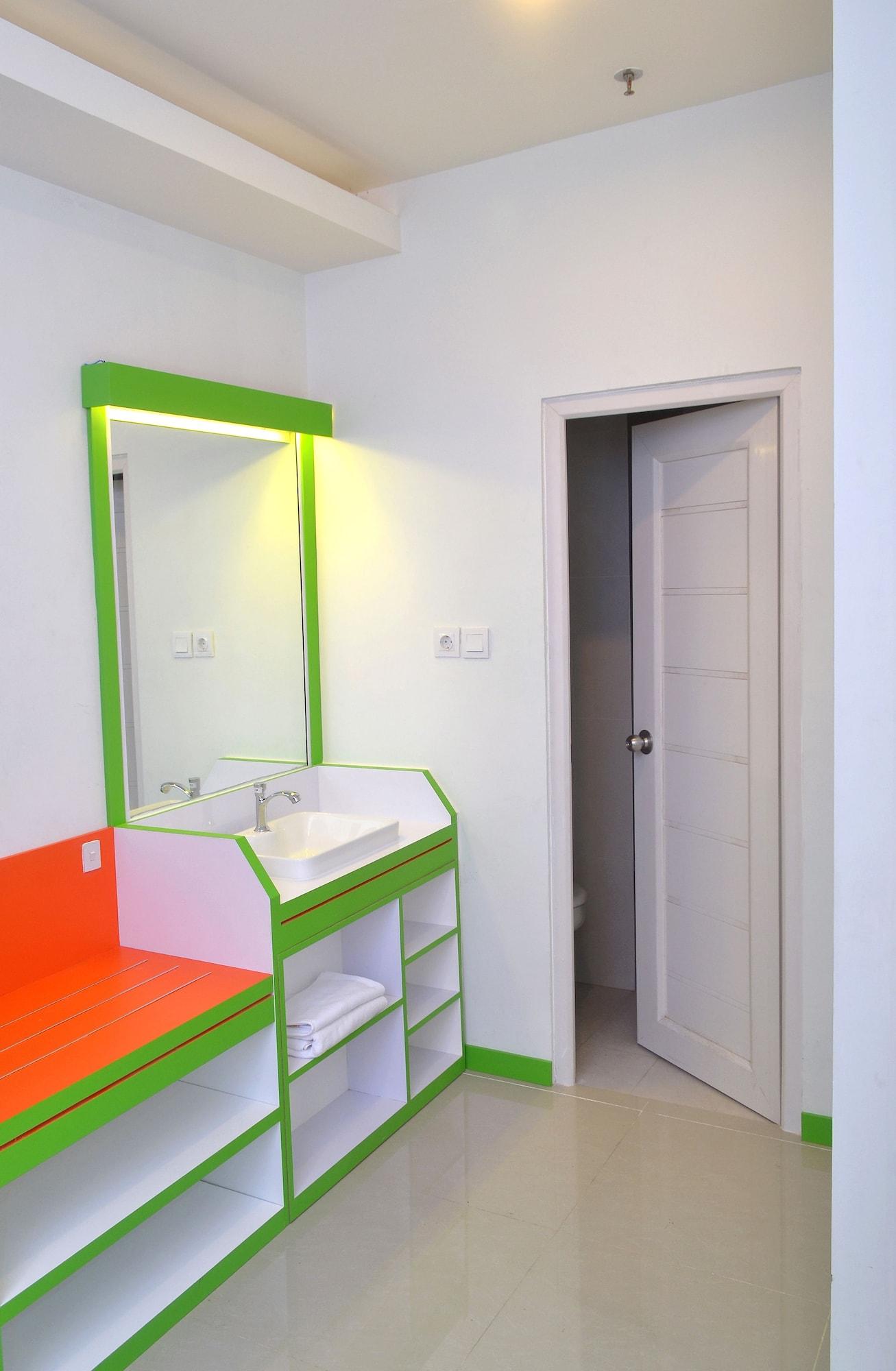 מלון ג'קרטה Titanium Express Homtel מראה חיצוני תמונה