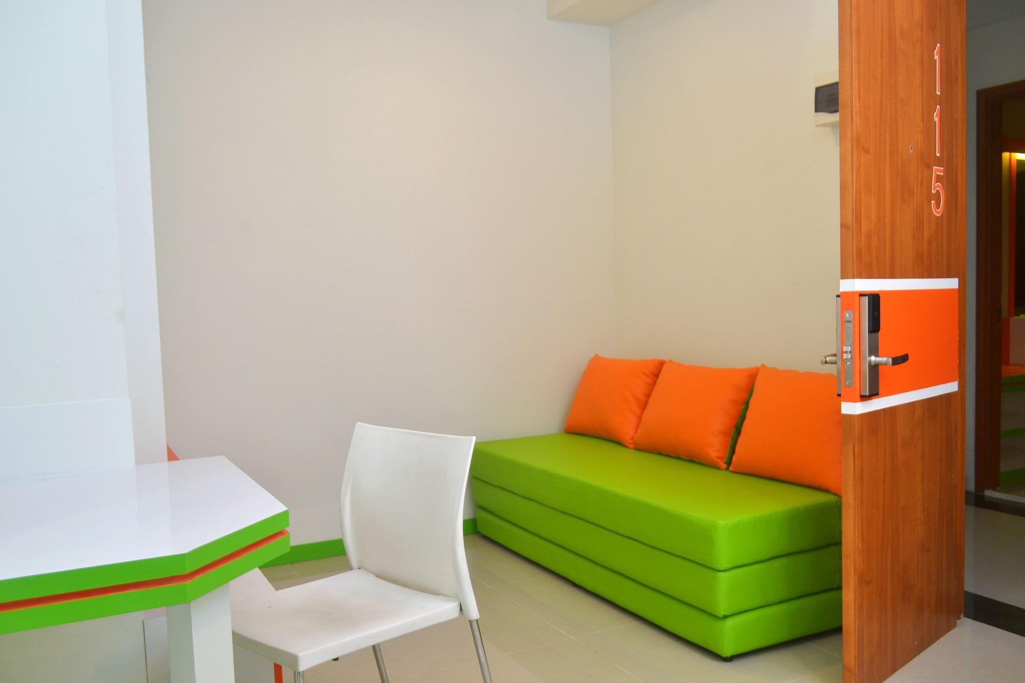 מלון ג'קרטה Titanium Express Homtel מראה חיצוני תמונה