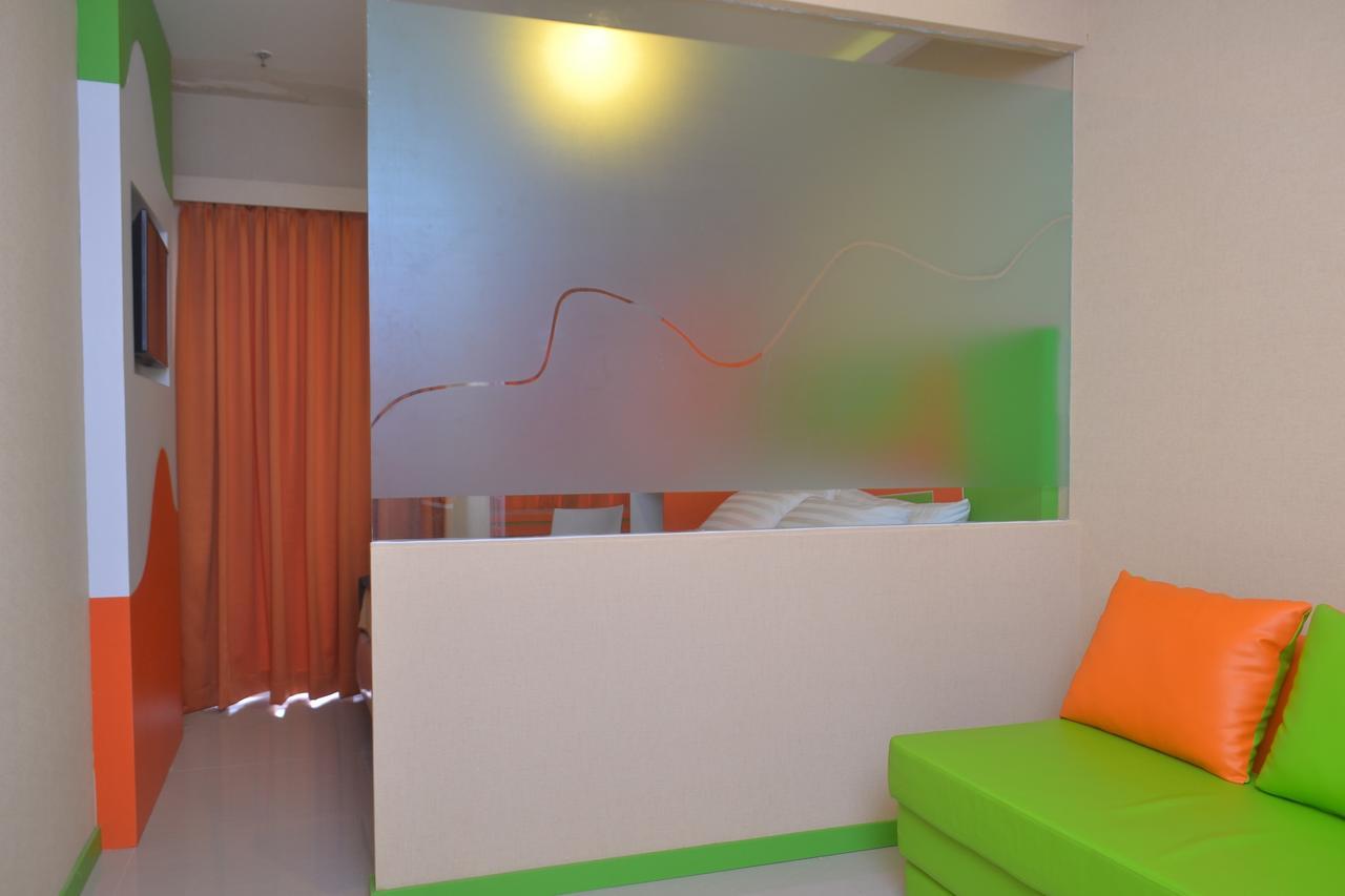 מלון ג'קרטה Titanium Express Homtel מראה חיצוני תמונה